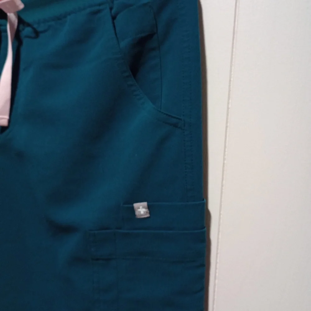 EUC! Figs Technical Collection - Teal (XS) - Picture 4 of 10